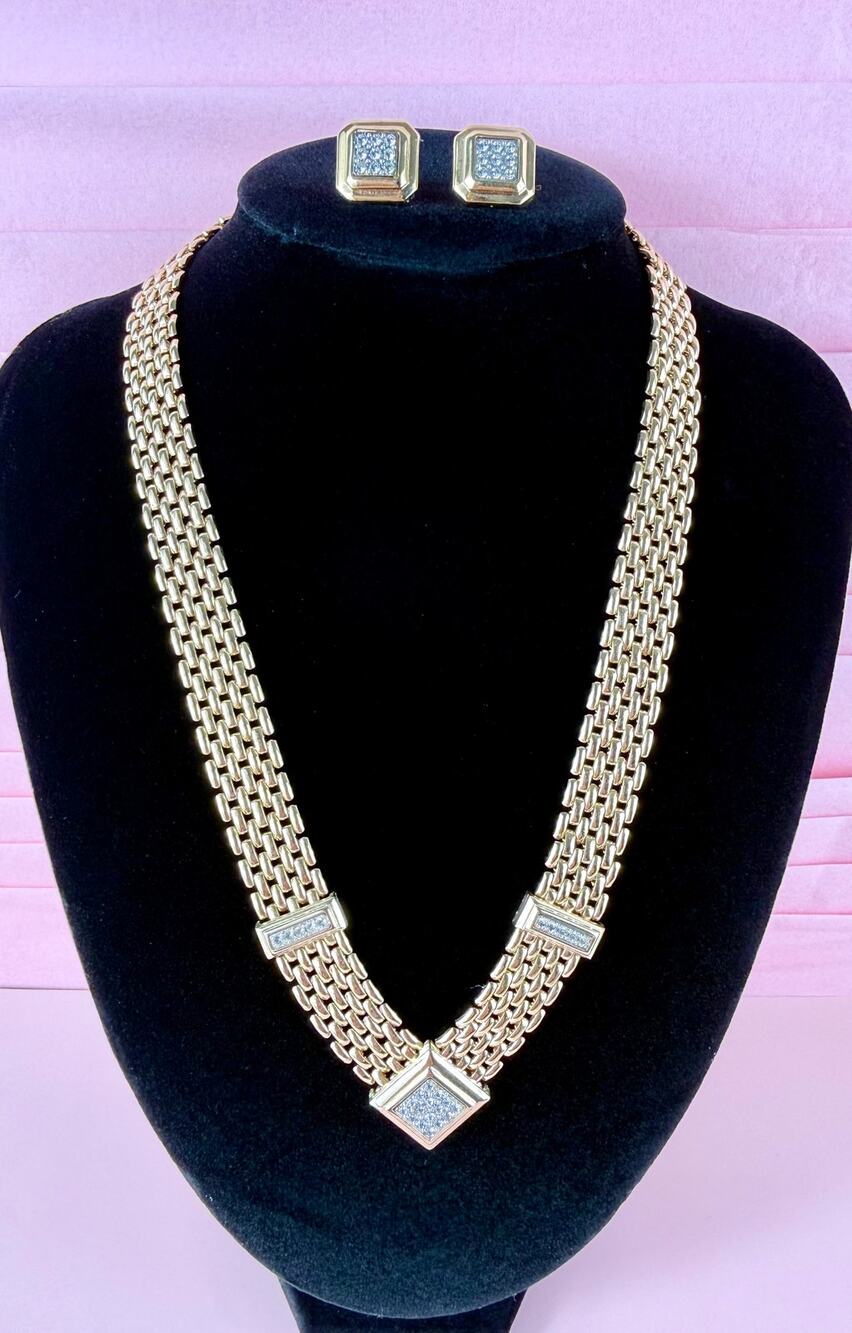 Rare Vintage Avon Gold Tone V Shape 16" Brick Chain Rhinestones and Earring Set
